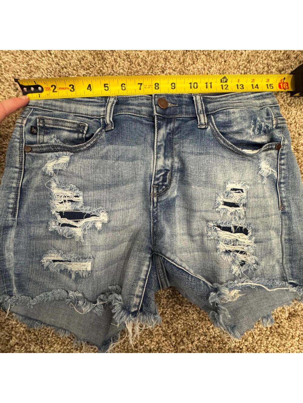 Judy Blue Distressed Denim Shorts Medium